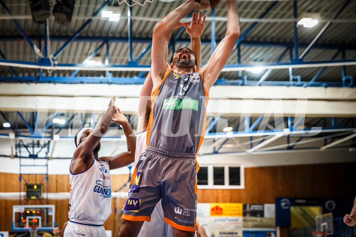 Basketball, bet-at-home Basketball Superliga 2020/21, Grunddurchgang, 8. Runde, Oberwart Gunners, Klosterneuburg Dukes, Edin Bavcic (13)