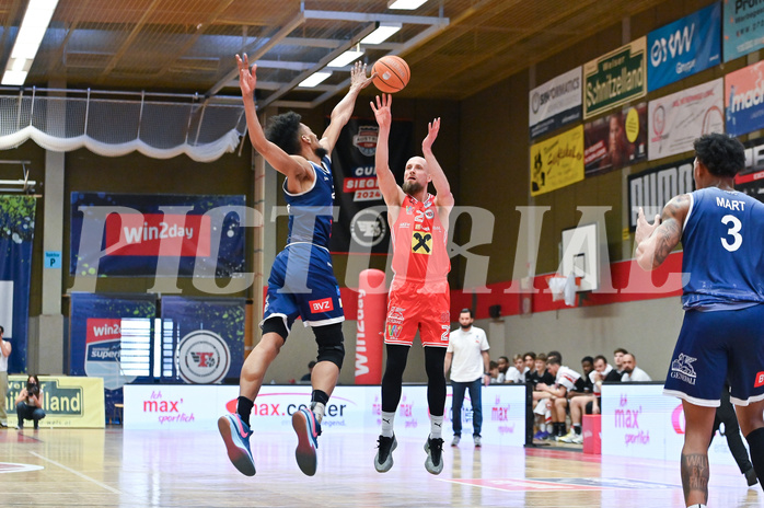 Basketball Superliga 2024/25, Playoff, Viertelfinale Spiel 1, Flyers Wels vs BBC Nord Dragonz,

