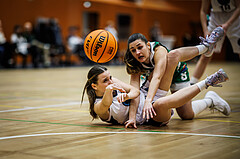 Basketball, Win2Day Basketball Damen Superliga 2023/24, Grunddurchgang 8.Runde, Vienna Timberwolves, UBI Graz, Lara Binder (9), Eva Fellner (8)