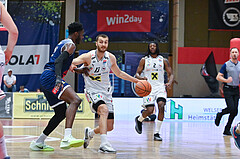 Basketball Superliga 2024/25, Playoff, Viertelfinale Spiel 3, Flyers Wels vs BBC Nord Dragonz,
