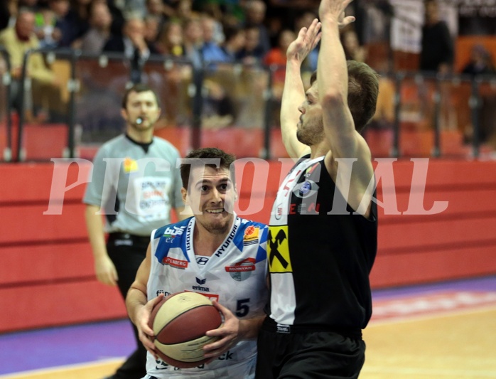 04.01.2018 Basletball ABL 2017/18 Grunddurchgang 16.Runde Kapfenberg Bulls vs Flyers Wels