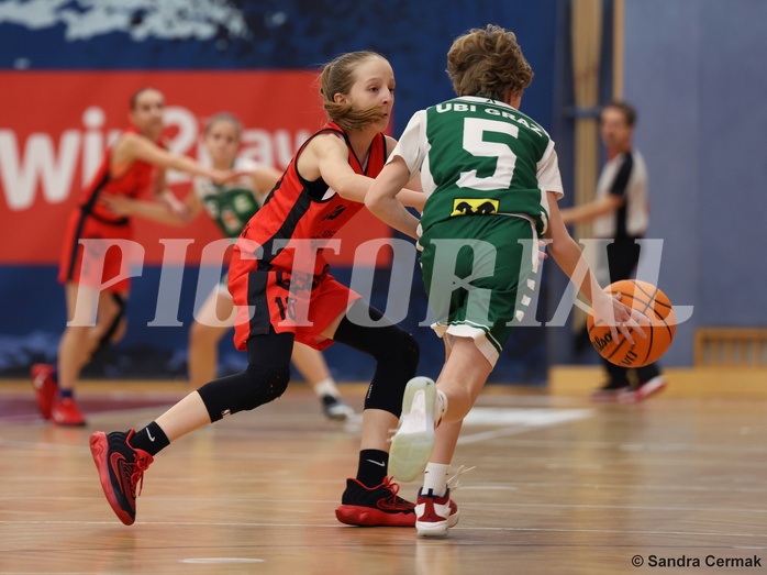Basketball Superliga 2024/25, SLWU14 Traiskirchen Lionesses vs. UBI Graz


