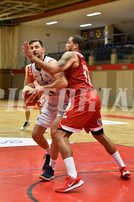 Basketball Superliga 2020/21, Grunddurchgang 8. Runde Flyers Wels vs. BC Vienna, Davor Lamesic (7), Jason Detrick (19), 

