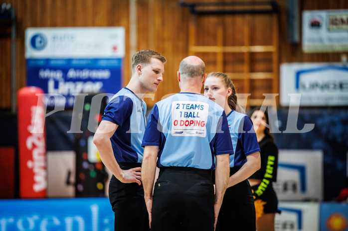 Basketball, Basketball Austria Cup 2022/23, Damen Finale, UBI Graz, BK Raiffeisen Duchess, #referees