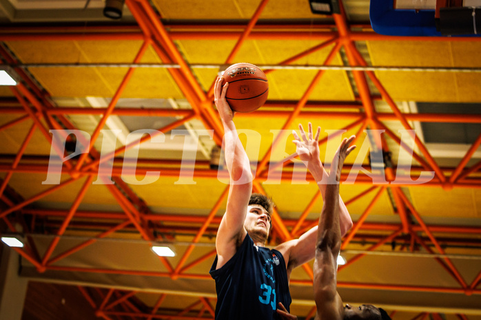 Basketball, win2day Basketball Superliga 2022/23, Grunddurchgang Runde 18, BBC Nord Dragonz, Vienna DC Timberwolves, Chris Vogt (33)