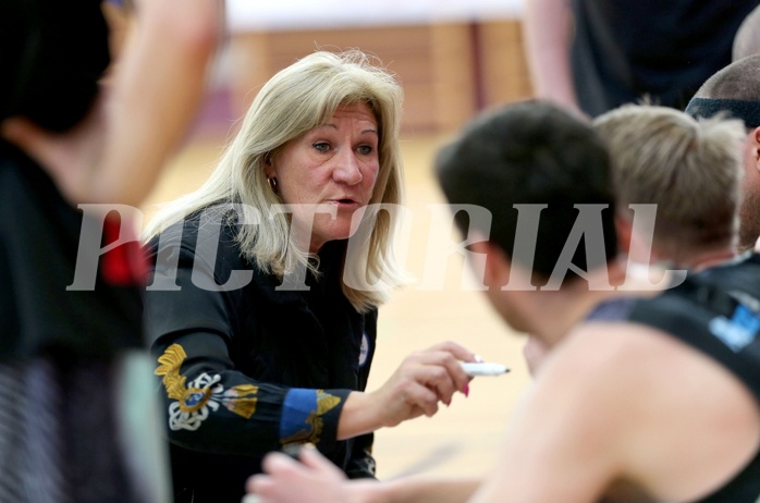 Basketball 2.Bundesliga 2016/17, Playoff VF Spiel 1 Villach Raiders vs. Dornbirn Lions
 Basketball 2.Bundesliga 2016/17, Playoff VF Spiel 1 Villach Raiders vs. Dornbirn Lions