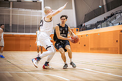 Basketball, Basketball Zweite Liga 2022/23, Grunddurchgang 16.Runde, Basket Flames, Wörthersee Piraten, Moritz Bothe (21), Felix Leindecker (5)