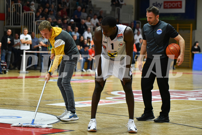 Basketball Superliga 2021/22, 
Viertelfinale Spiel 2, Flyers Wels vs Swans Gmunden