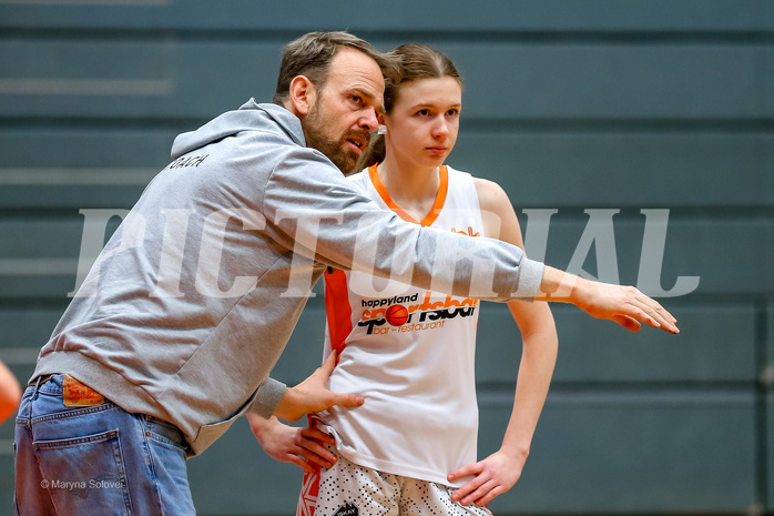 15.12.2024 Österreichischer Basketballverband 2024/25, SLWU19 Basket Duchess vs. BBU Salzburg
