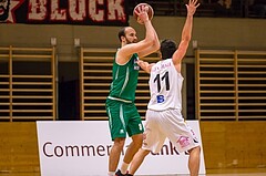 Basketball, 2.Bundesliga, Grunddurchgang 11.Runde, Mattersburg Rocks, KOS Celovec, Jakob Strazar (8), Stefan ULREICH (11)