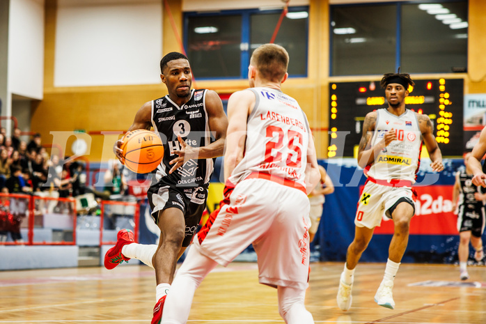 Basketball, win2day Basketball Superliga 2023/24, Grunddurchgang 16.Runde, Traiskirchen Lions, Kapfenberg Bulls, Rudi Williams (3)