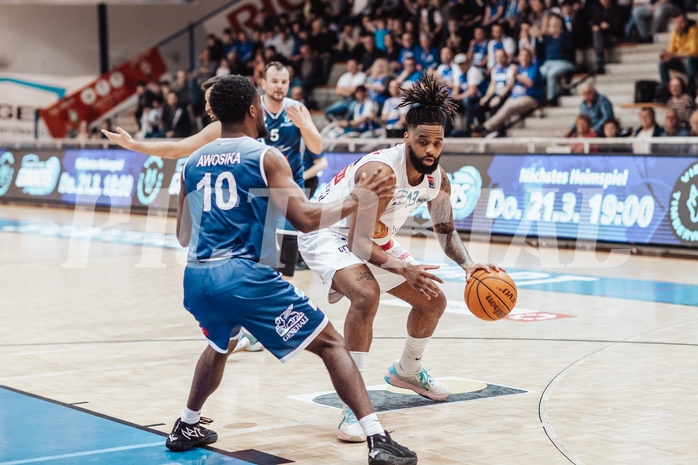 Basketball, Basketball Superliga 2023/24 , Qualifikationsrunde 4, Oberwart Gunners, BBC Nord Dragonz, Austen Awosika (10, Kris Monroe (13)