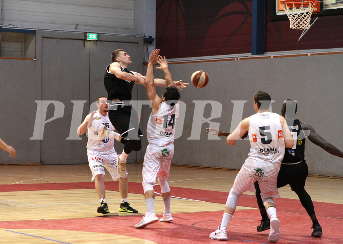 Basketball 2.Bundesliga 2020/21  Halbfinale Spiel 1  Jennersdorf Blackbirds vs RAIDERS Tirol
