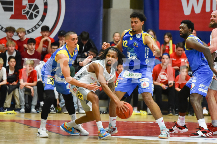 Win2Day Basketball Superliga 2022/23, Playoff,
Viertelfinale Spiel 5, Flyers Wels vs SKN St. Pölten