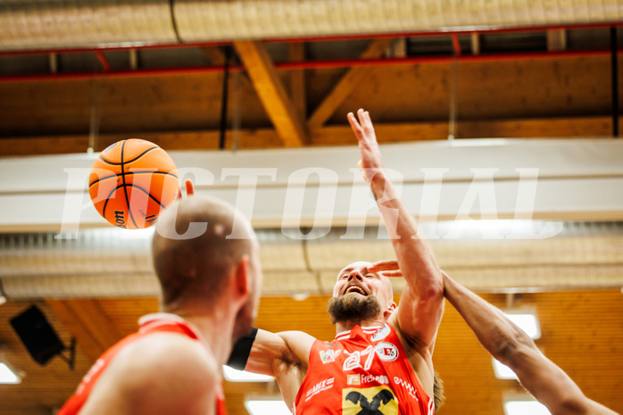Basketball, win2day Basketball Superliga 2024/25, Grunddurchgang 8.Runde, SKN St. Pölten, Flyers Wels, Christian Von Fintel (27)