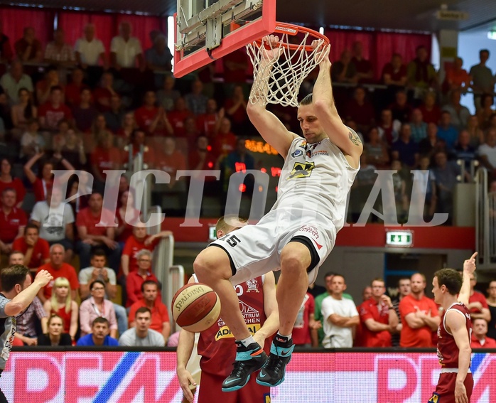 Basketball ABL 2015/16 Playoff Halbfinale Spiel 5 WBC Wels vs Traiskirchen Lions