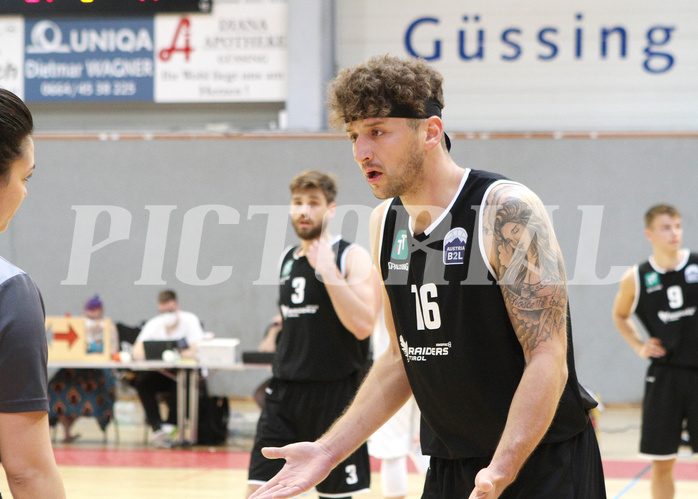 Basketball 2.Bundesliga 2020/21  Halbfinale Spiel 3  Jennersdorf Blackbirds vs RAIDERS Tirol