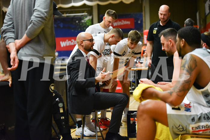 Win2Day Basketball Superliga 2022/23, Grunddurchgang. 6.Runde Flyers Wels vs. Fürstenfeld Panthers
