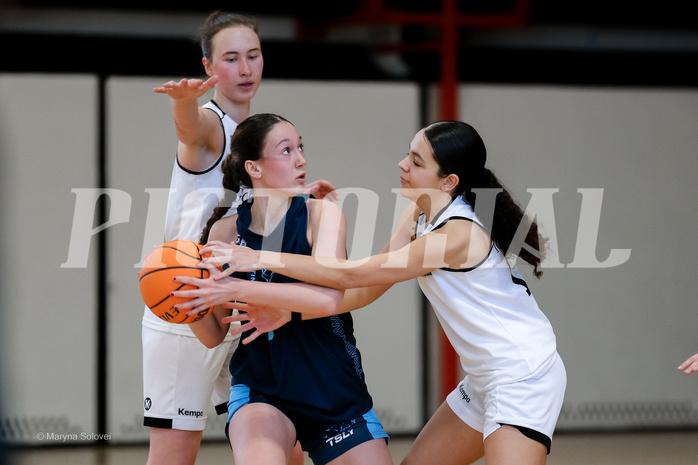15.02.2025 Österreichischer Basketballverband 2024/25, SLWU19, Basket Flames UNION vs. Vienna Timberwolves
