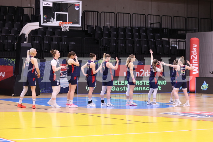 04.02.2024, Graz, Raiffeisen Sportpark, Basketball Damen Superliga 2023/24, Grunddurchgang 11.Runde, UBSC-DBBC Graz - SKN St. Pölten Frauen ,  