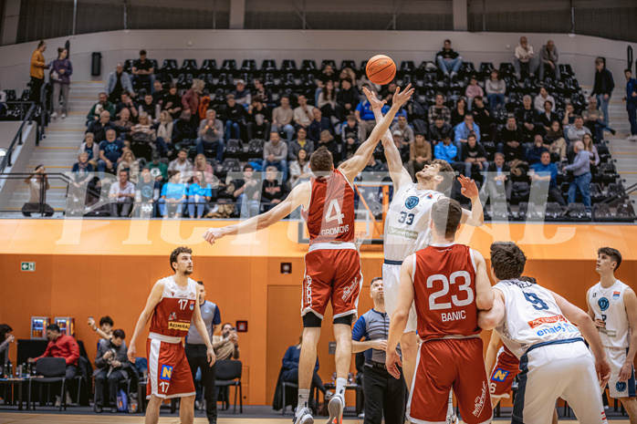Basketball, Win2Day Superliga 2022/23, 5. Qualifikationsrunde, Vienna Timberwolves, Traiskirchen Lions, Ilja Gromovs (4), Chris Vogt (33)