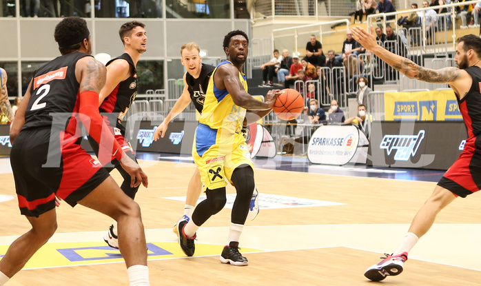 Basketball Superliga 20121/22, Grundducrhgang 2.Runde SKN St.Pölten vs. BC Vienna



