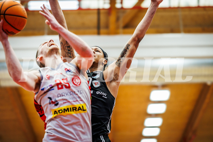 Basketball, Basketball Austria CUP 2023/24, Finale, Traiskirchen Lions, Flyers Wels, Edgars Lasenbergs (25 Basketball, Basketball Austria CUP 2023/24, Finale, Traiskirchen Lions, Flyers Wels, Edgars Lasenbergs (25