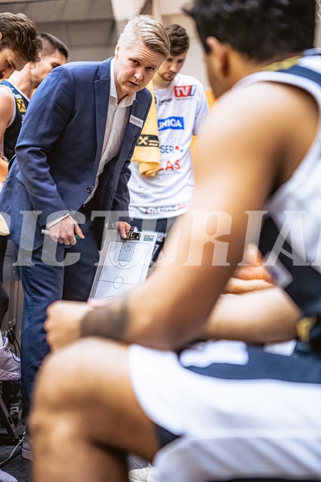 Basketball, Basketball Austria Cup 2022/23, Viertelfinale, Vienna Timberwolves, Gmunden Swans, Aleksi Koskinen (Headcoach)
