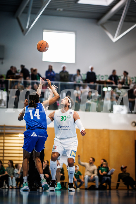 Basketball, Basketball Zweite Liga 2024/25, Viertelfinale Spiel 2, UDW Alligators, Kufstein Towers, Arthur Noba (14), Marko Kolaric (30)
