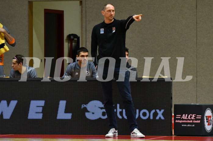 Basketball Superliga 2021/22, Grunddurchgang. 8.Runde Flyers Wels vs. BK IMMOunited Dukes