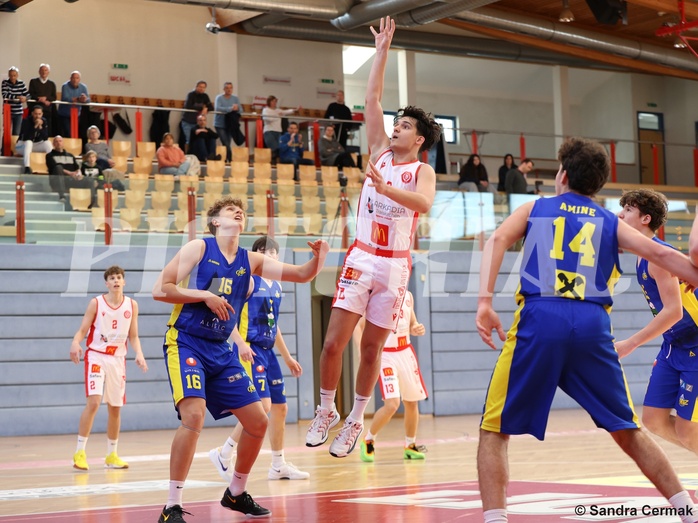Basketball Superliga 2024/25, SLMU16 Traiskirchen Lions Academy  vs. UBSC Graz 


