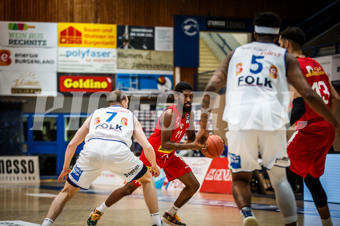 Basketball, bet-at-home Basketball Superliga 2021/22, Grunddurchgang Runde 10, Oberwart Gunners, Traiskirchen Lions, Taveion M. Hollingsworth (11)