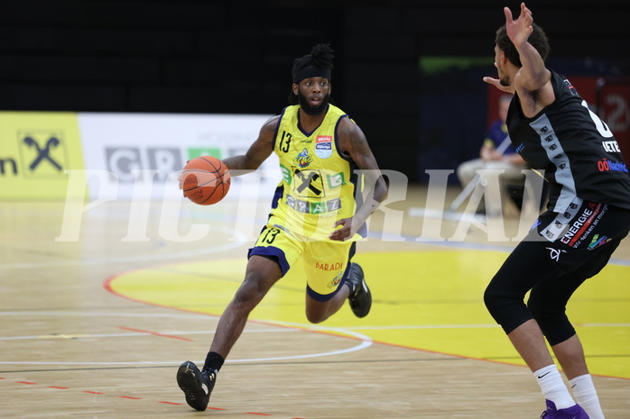 01.11.2022, Graz, Raiffeisen Sportpark Graz, Basketball Austria Cup 2022/23, UBSC Raiffeisen Graz vs. Flyers Wels