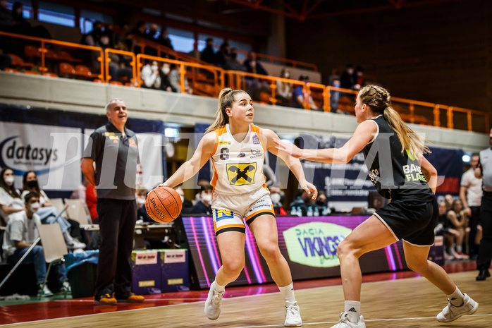 Basketball, Basketball Austria, Cup Final Four 2021/22 
Damen Cupfinale, BK Duchess, Basket Flames, Anna Zderadicka (8)