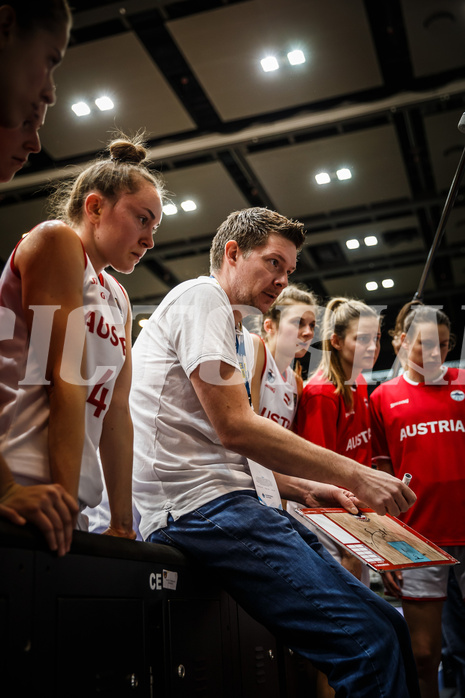 Basketball, FIBA Women´s Eurobasket Qualifiers 2023, , Österreich, Montenegro, Hubert Schmidt (Ass. Coach)