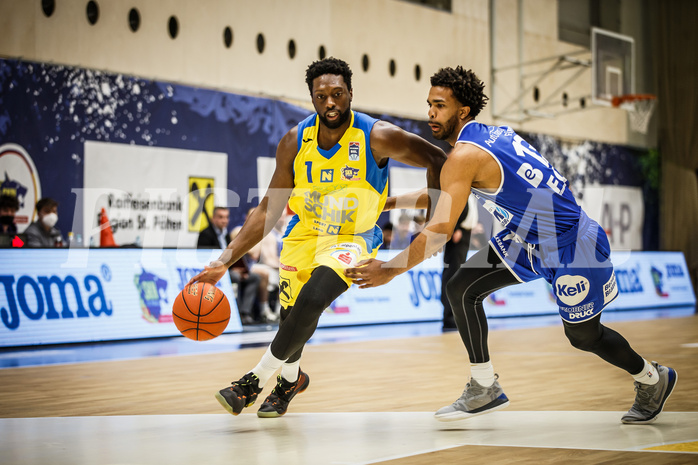Basketball, bet-at-home Basketball Superliga 2021/22, Platzierungsrunde 9.Runde, SKN St. Pölten Basketball, Oberwart Gunners, Kelvin Lewis (1)