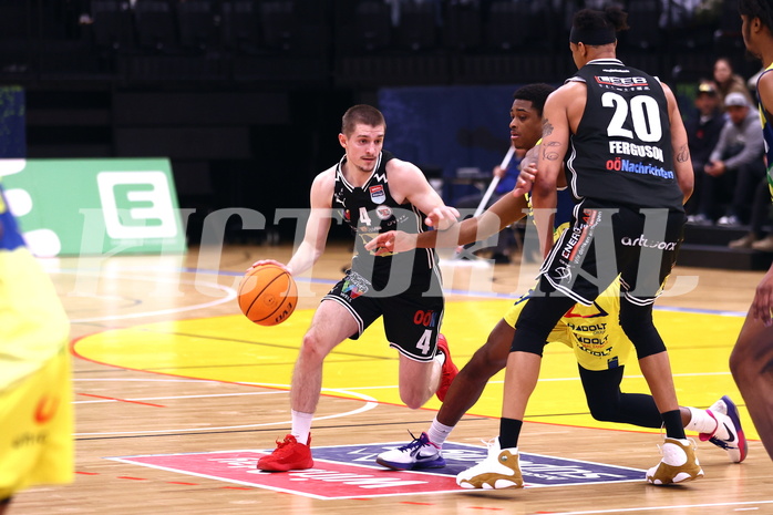 23.04.2024, Graz, Raiffeisen Sportpark Graz, Basketball Superliga 2023/24, Playoffs, Viertelfinale, Spiel 2, UBSC Raiffeisen Graz - Raiffeisen Flyers Wels 