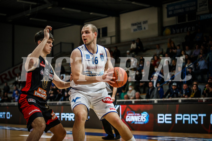 Basketball, bet-at-home Basketball Superliga 2021/22, Platzierungsrunde Spiel 10, Oberwart Gunners, BC GGMT Vienna, Renato Poljak (16)