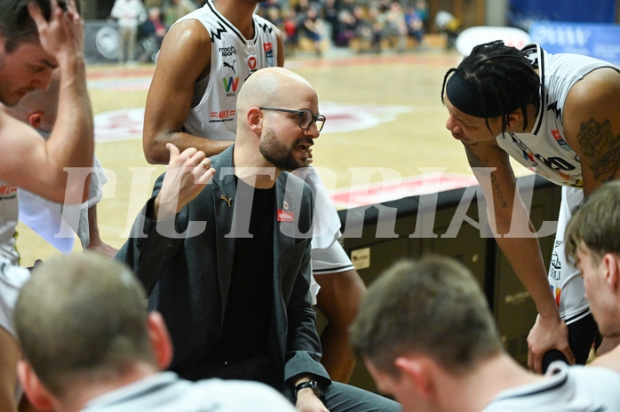 Basketball, Superliga 2023/24, Grunddurchgang 22. Runde, Flyers Wels vs. Vienna Timberwolves,
Basketball, Superliga 2023/24, Grunddurchgang 22. Runde, Flyers Wels vs. Vienna Timberwolves,