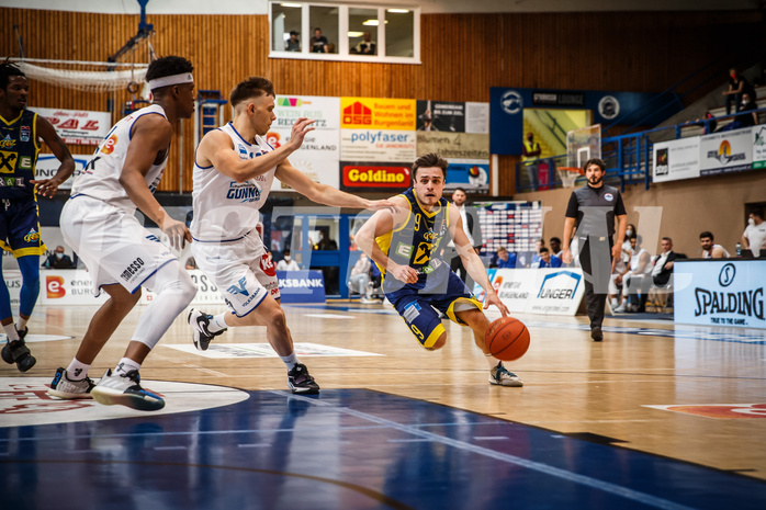 Basketball, bet-at-home Basketball Superliga 2021/22, Platzierungsrunde Spiel 8, Oberwart Gunners, UBSC Graz, Paul Isbetcherian (9)