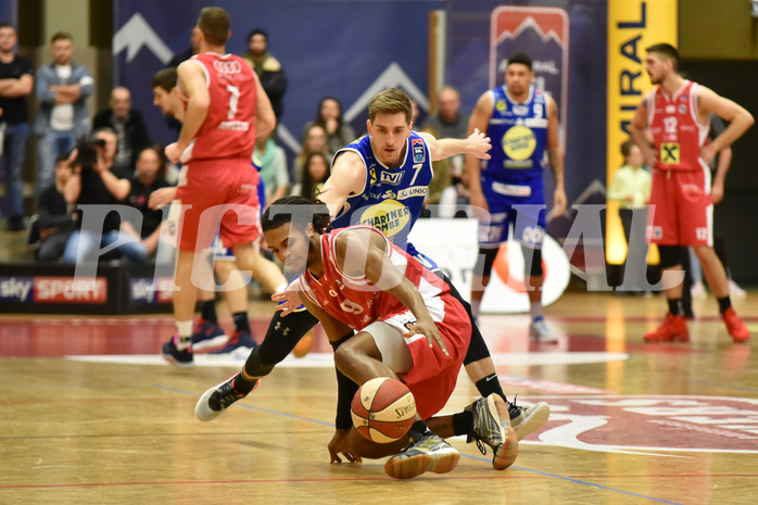 Basketball Superliga 2019/20,  1.Plazierungsrunde Flyers Wels vs. Gmunden Swans


