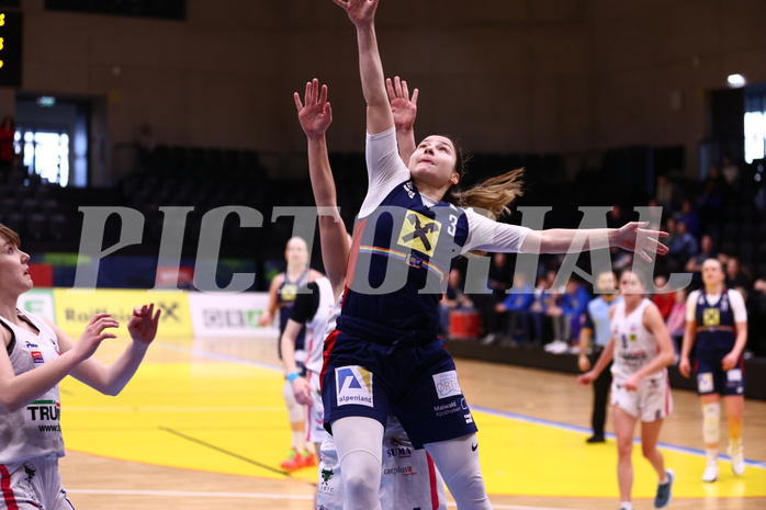 04.02.2024, Graz, Raiffeisen Sportpark, Basketball Damen Superliga 2023/24, Grunddurchgang 11.Runde, UBSC-DBBC Graz - SKN St. Pölten Frauen ,  
