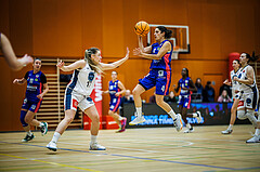Basketball, Win2Day Basketball Damen Superliga 2023/24, Grunddurchgang 4.Runde, Vienna Timberwolves, UBSC-DBBC Graz, Antonia Dumancic (17), Simona Kuzma (4)
