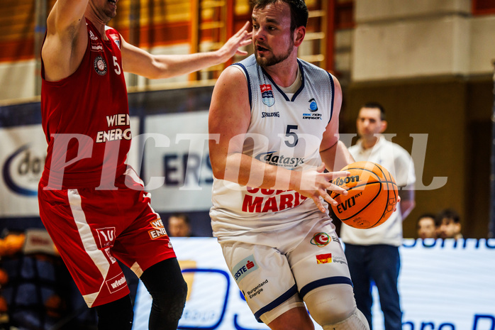 Basketball, win2day Basketball Superliga 2023/224, Grunddurchgang Runde 22, BBC Nord Dragonz, BC Vienna, Sebastian Kunc (5)