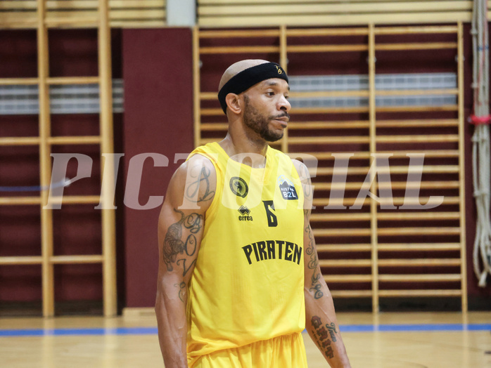 Basketball Zweite Liga 2023/24, Grunddurchgang 1.Runde Wörthersee Piraten vs. BBU Salzburg


