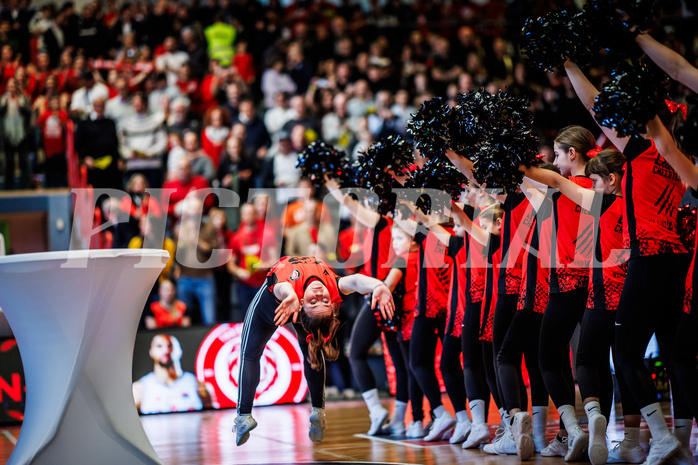 Basketball, Basketball Austria CUP 2023/24, Finale, Traiskirchen Lions, Flyers Wels, feature