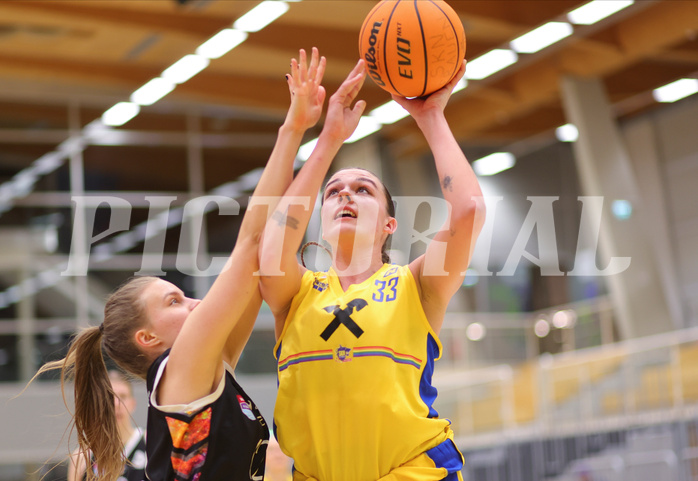 Basketball Damen Superliga 2023/24, Grunddurchgang 9.Runde SKN St. Pölten vs. Vienna United



