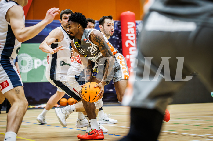 Basketball, Win2Day Superliga 2023/24, Grunddurchgang 14.Runde, Vienna Timberwolves, Klosterneuburg Dukes, Michael Weathers (20)