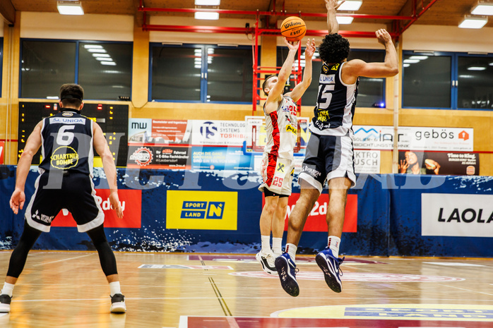 Basketball, win2day Basketball Superliga 2023/24, Grunddurchgang 17.Runde, Traiskirchen Lions, Gmunden Swans, Edgars Lasenbergs (25)