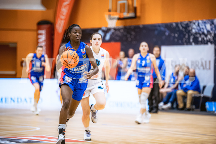 Basketball, Win2Day Basketball Damen Superliga 2022/23, Grunddurchgang 11.Runde, Vienna Timberwolves, UBSC-DBBC Graz, Dierry Sow (6)